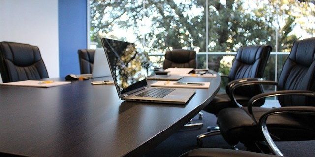 Bestuurskamer meubilair